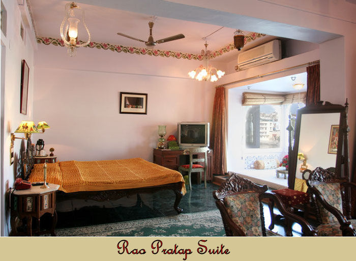 Lake Pichola Hotel 4