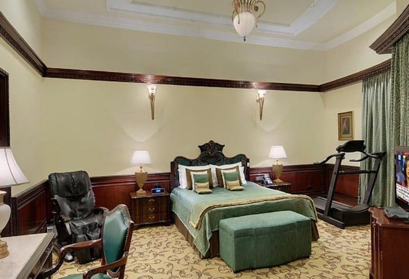 Hotel Residency Tower 1