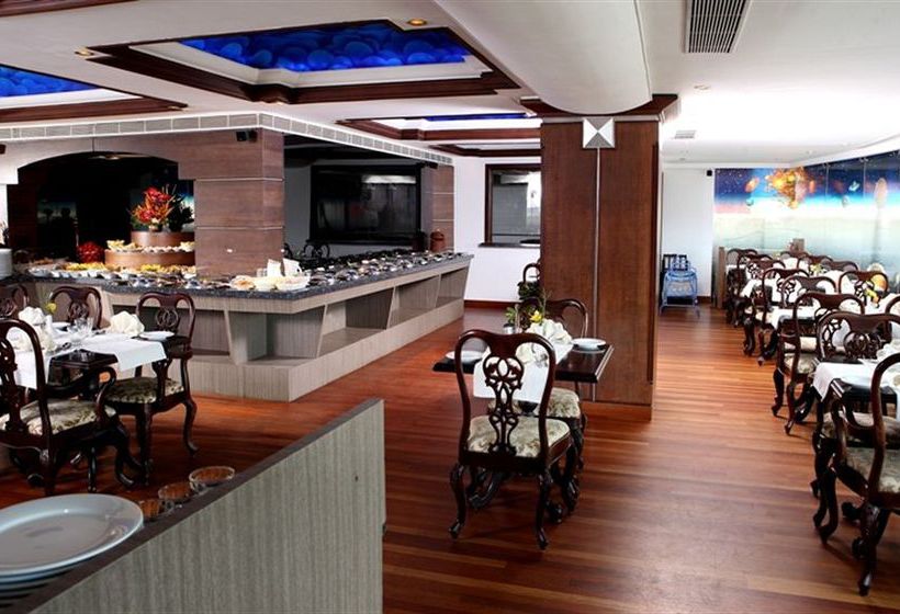 Hotel Residency Tower 11