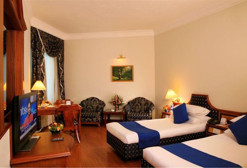 Hotel Residency Tower 8