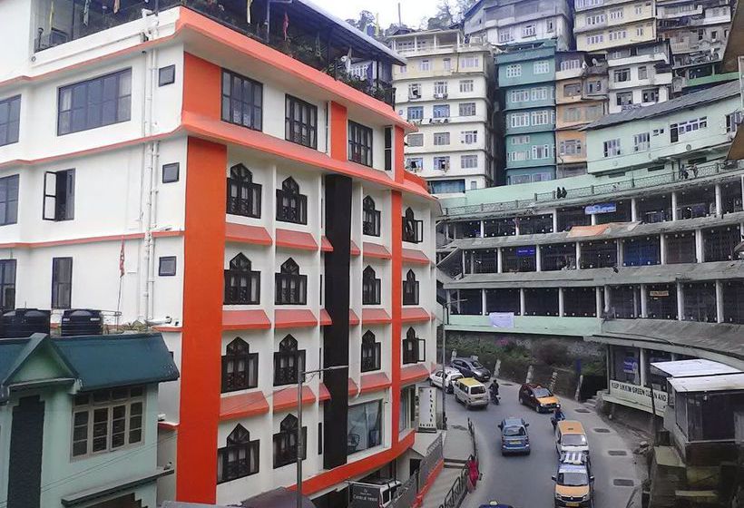 Hotel Central Hill Resort 6