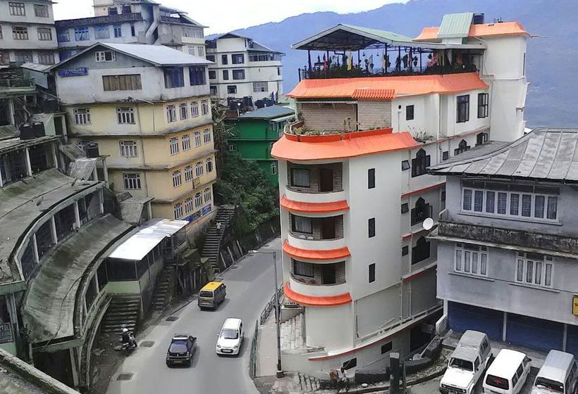 Hotel Central Hill Resort 8