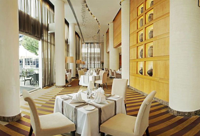 Hotel Intercontinental Johannesburg O.R.Tambo Airport 1