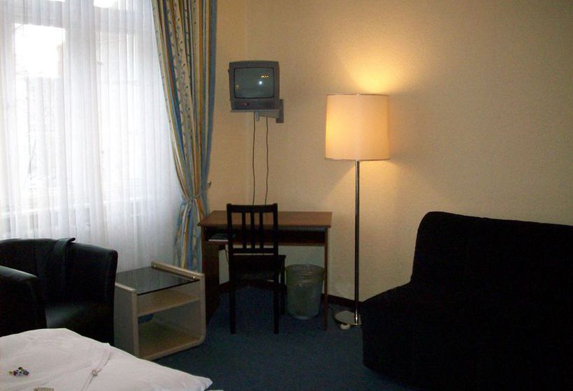 Hotel Amelie Berlin West 15