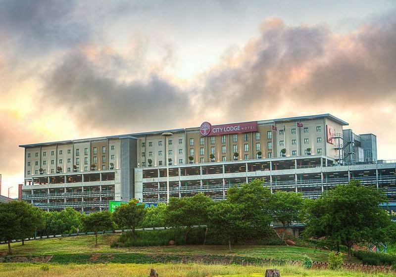 Hotel City Lodge OR Tambo Airport 7