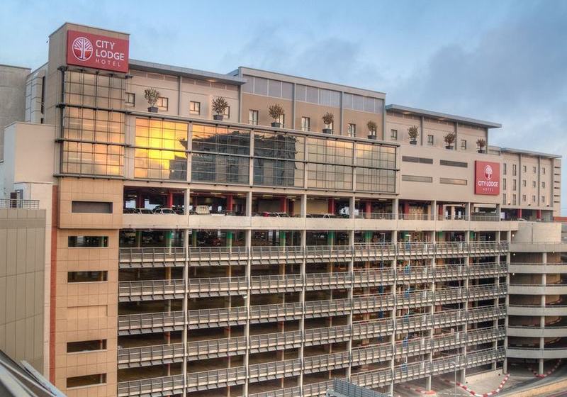 Hotel City Lodge OR Tambo Airport 8