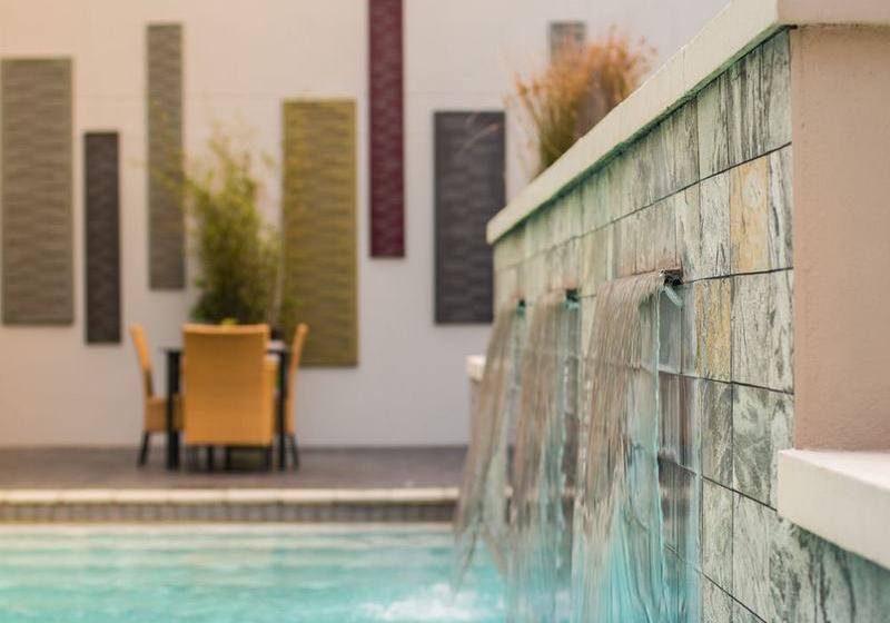 Hotel City Lodge OR Tambo Airport 9