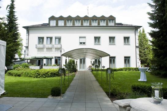 Hotel Am Schloss 7