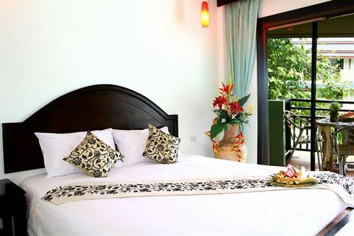 Andaman Beach Resort 9