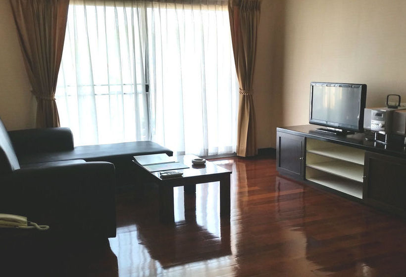 J Town Serviced Apartments 11