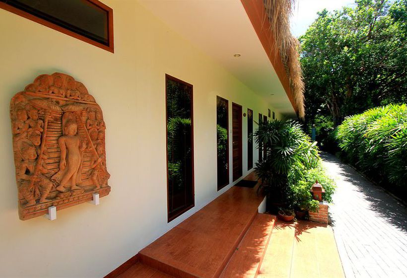 Hotel Baan Laksasubha 1