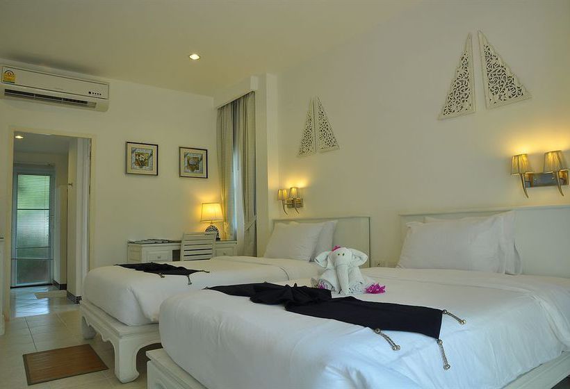 Hotel Baan Laksasubha 14