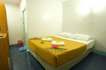 Phi Phi Don Chukit Resort 3