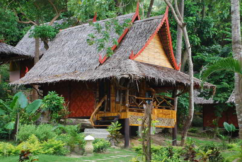 Phi Phi Relax Beach Resort 1