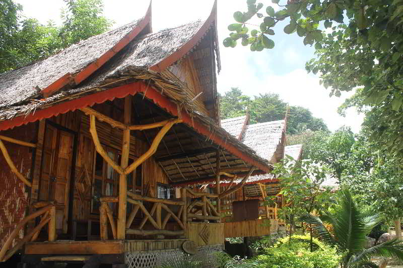 Phi Phi Relax Beach Resort 12