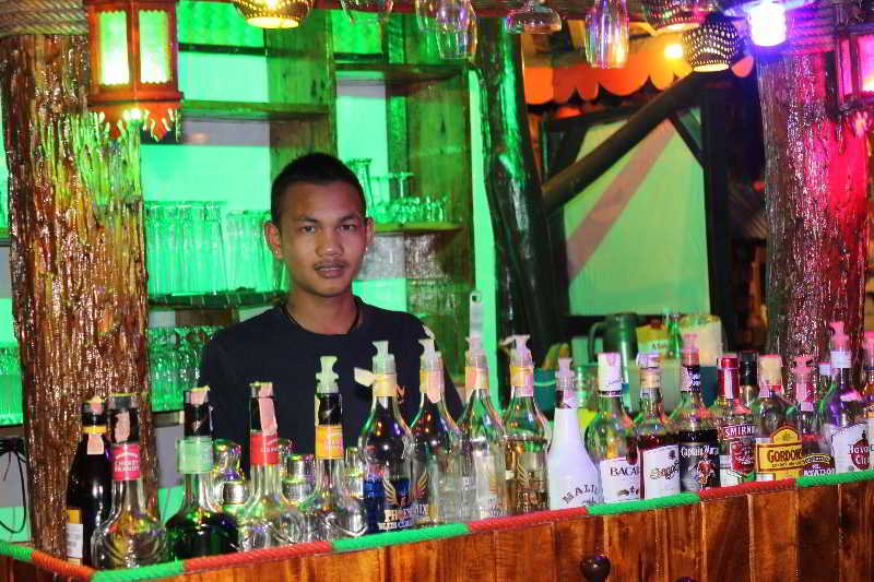 Phi Phi Relax Beach Resort 13