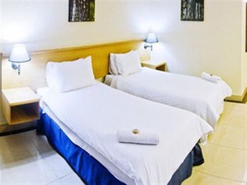 Hotel Sierra Square 10