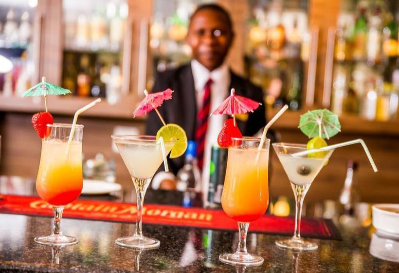 Hotel Sierra Square 4