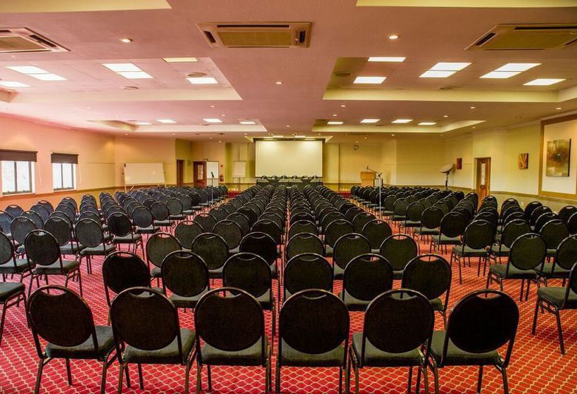 Hotel Sierra Square 5