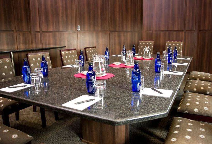 Hotel Sierra Square 6