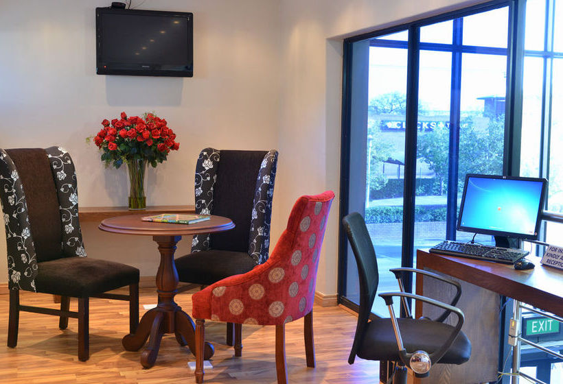 Protea Hotel Hatfield 4