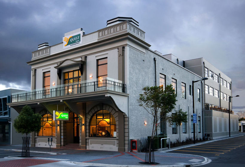 Quest Napier 6