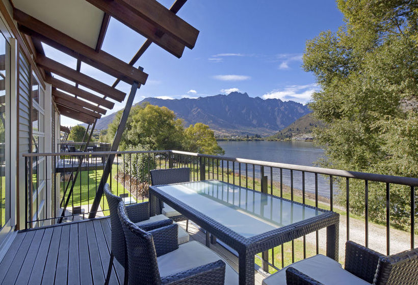 Mantra Marina Apartments 19