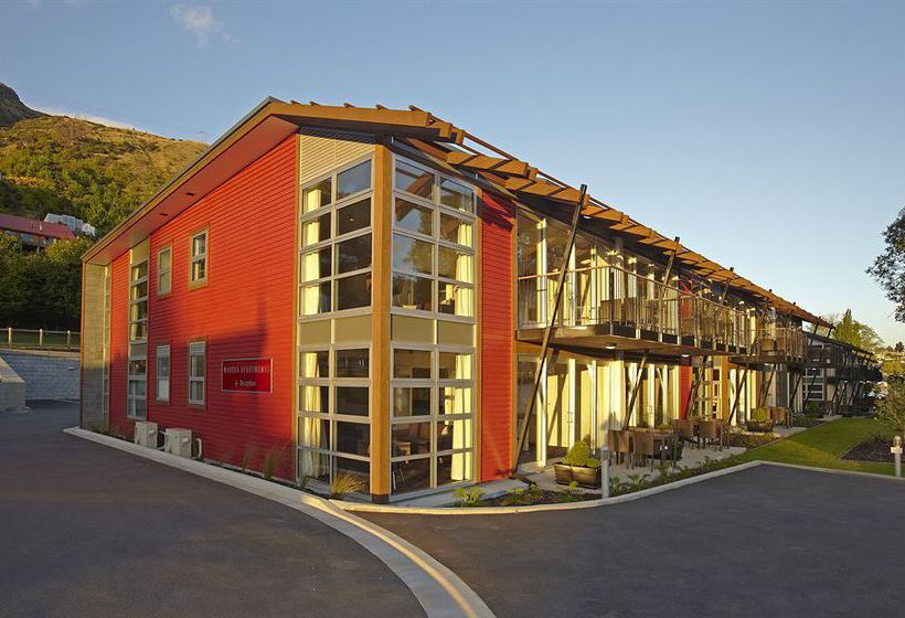 Mantra Marina Apartments 4