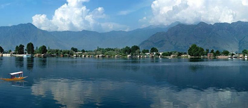 Hotel WelcomHeritage Gurkha Houseboats 10