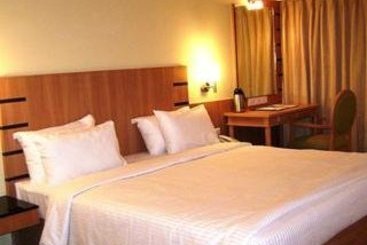 Hotel Sunny International 2