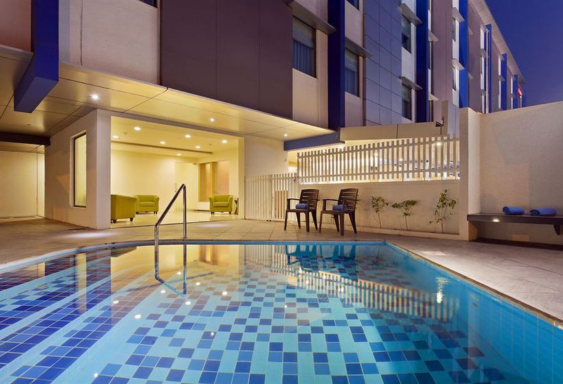 Hotel Hampton Inn By Hilton Vadodara Alkapuri 11