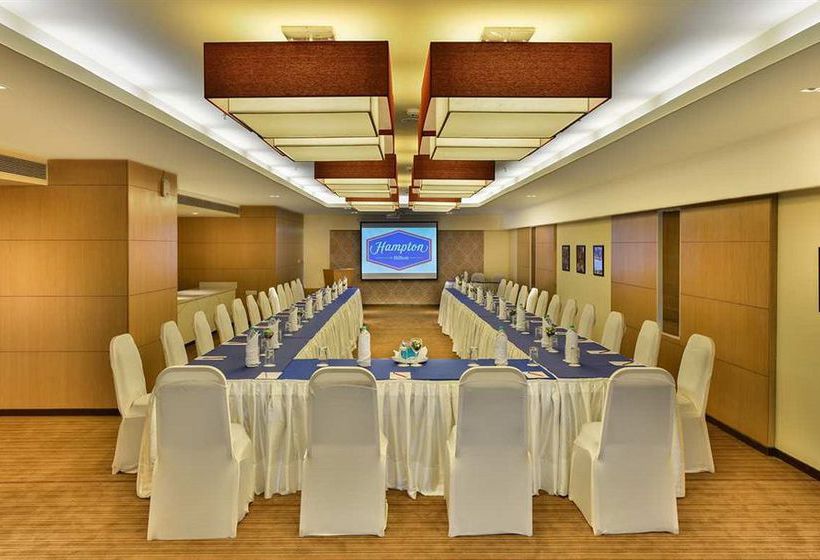 Hotel Hampton Inn By Hilton Vadodara Alkapuri 13