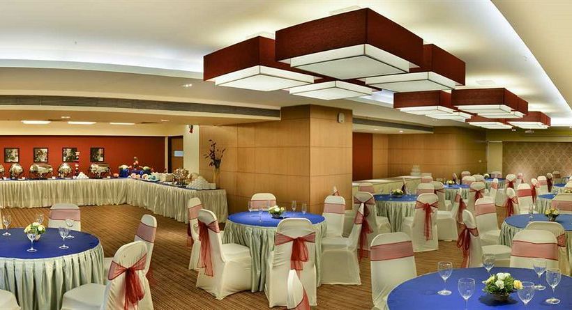 Hotel Hampton Inn By Hilton Vadodara Alkapuri 14