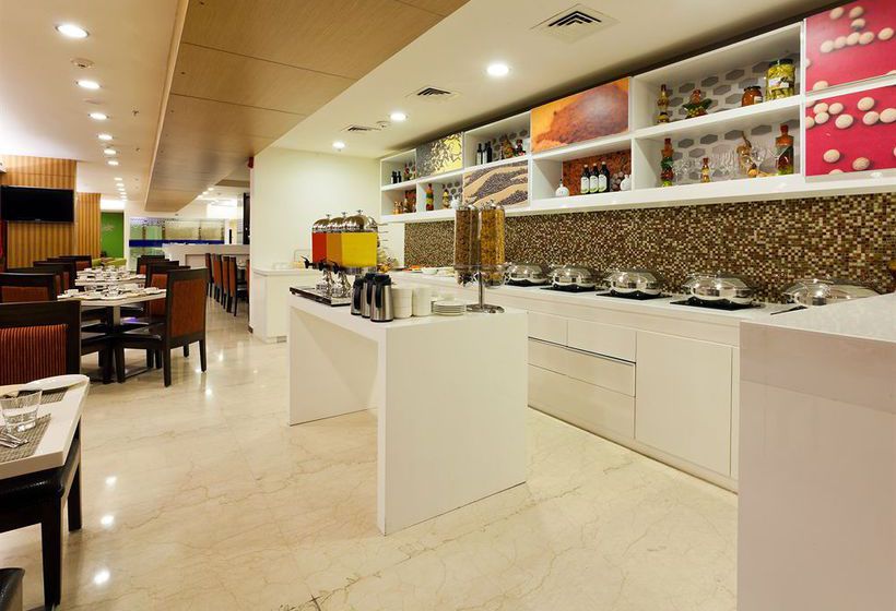 Hotel Hampton Inn By Hilton Vadodara Alkapuri 16