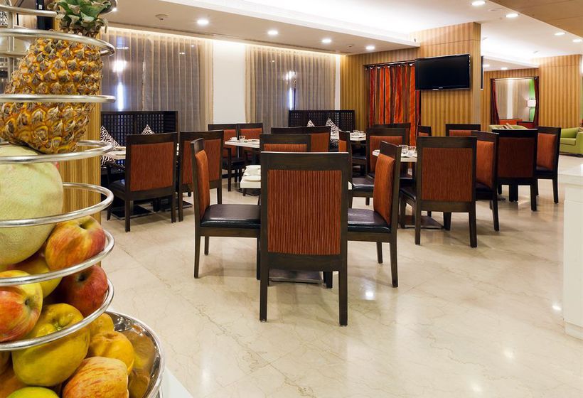 Hotel Hampton Inn By Hilton Vadodara Alkapuri 17