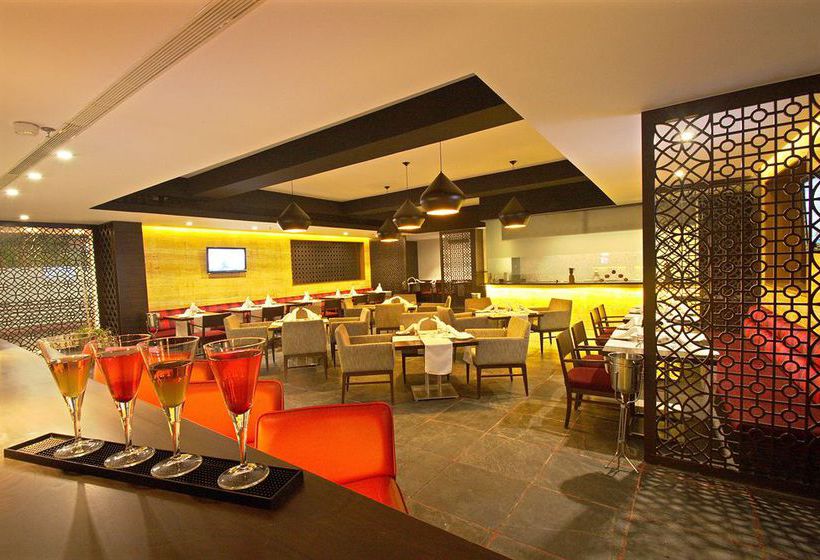 Hotel Beaumonde The Fern Ernakulam