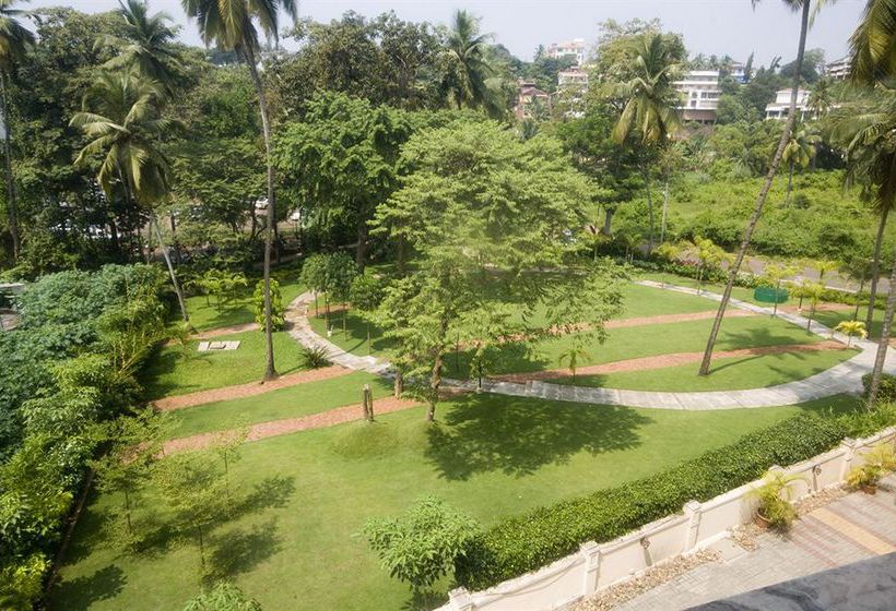 Sandalwood Hotel & Retreat 19