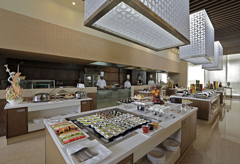 Hotel Radisson Blu Greater Noida 7