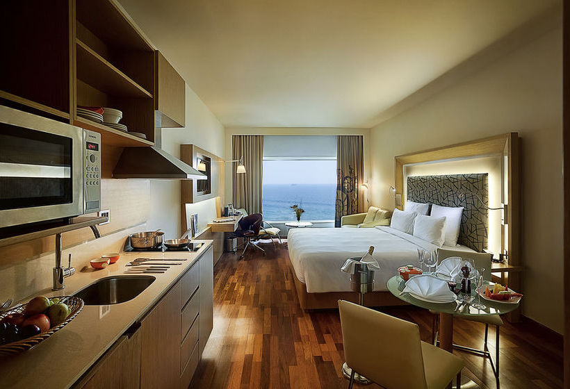 Novotel Visakhapatnam Varun Beach 14