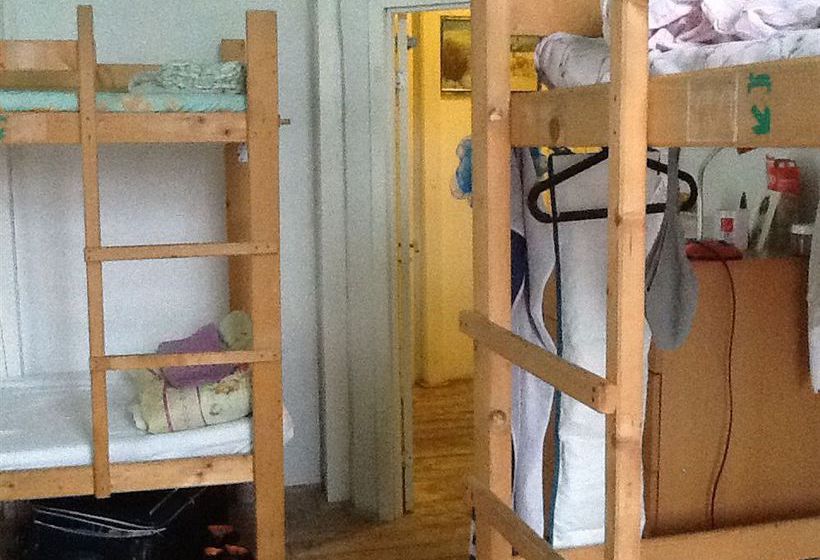 Albergue Fabrika Hostel & Gallery 11