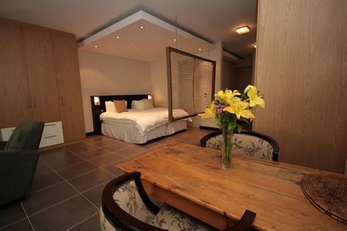 The Glen Apartments 10