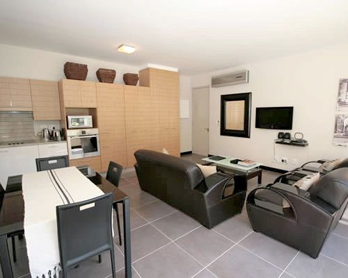 The Glen Apartments 12