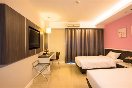 Hotel Baan Napat Mansion 6