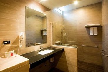 Hotel Baywalk Residence Pattaya by Thaiwat 10