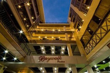 Hotel Baywalk Residence Pattaya by Thaiwat 11