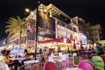 Hotel Baywalk Residence Pattaya by Thaiwat 19