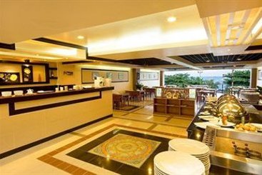 Hotel Baywalk Residence Pattaya by Thaiwat 4