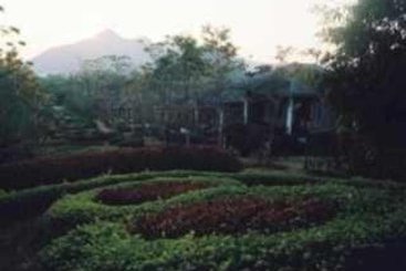 Sak Phu Duen Hotel & Resort 2