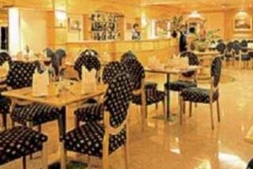 Sak Phu Duen Hotel & Resort 9