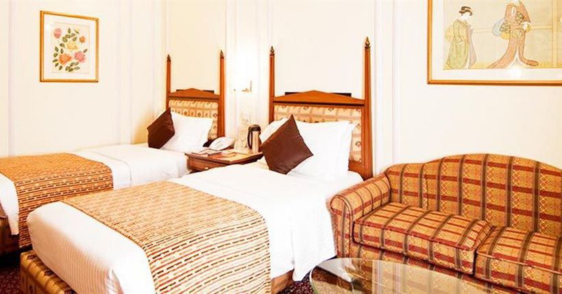 Hotel Residency Andheri 6